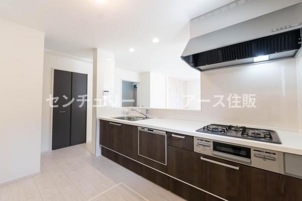 横須賀市湘南鷹取５丁目の新築一戸建