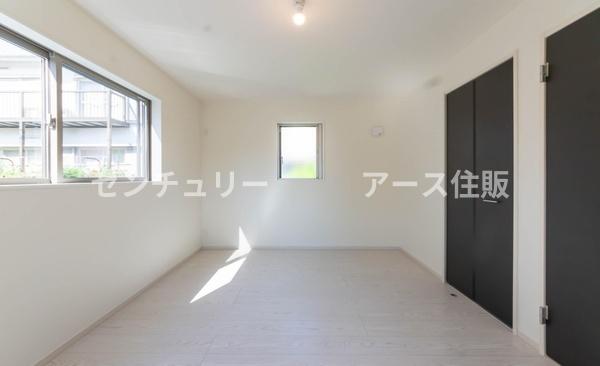 横須賀市湘南鷹取５丁目の新築一戸建