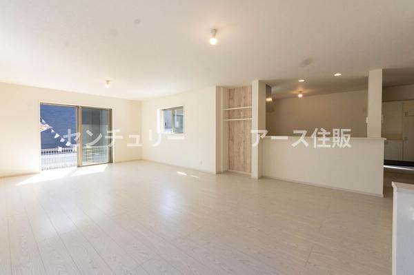 横須賀市湘南鷹取５丁目の新築一戸建