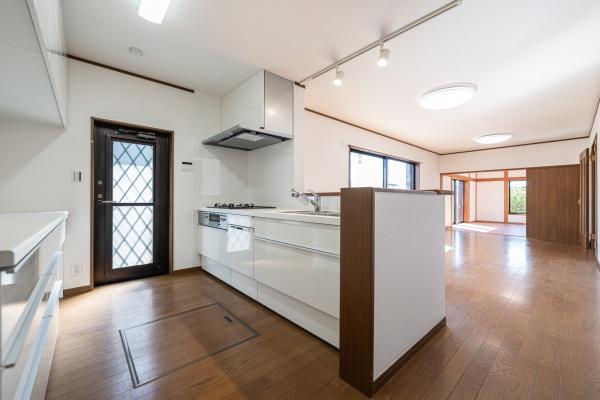 横浜市港南区笹下３丁目の中古一戸建て