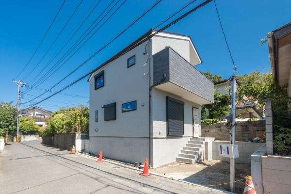 藤沢市片瀬２丁目の新築一戸建
