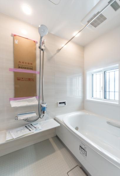 茅ヶ崎市高田4丁目の中古一戸建て(バス)