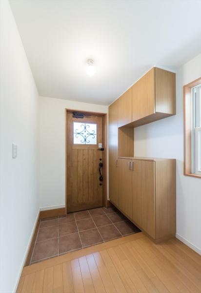 逗子市桜山5丁目の中古一戸建て(玄関)