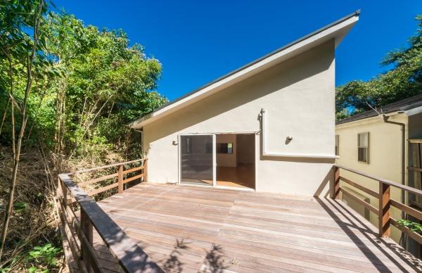 逗子市桜山5丁目の中古一戸建て(バルコニー)