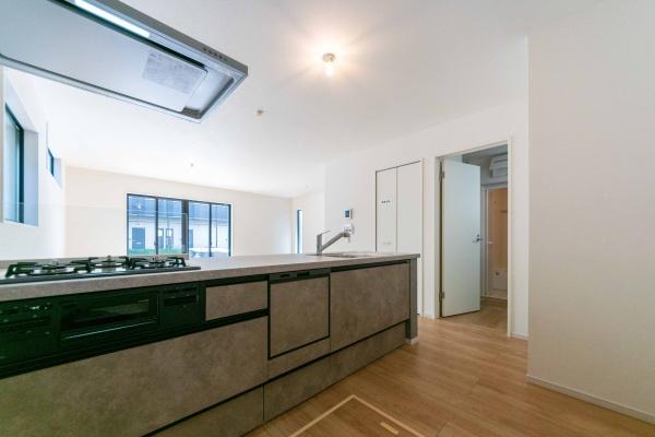 藤沢市遠藤の新築一戸建