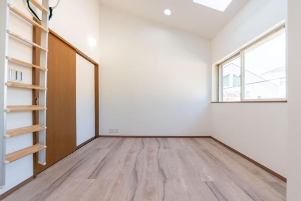 横浜市神奈川区松見町２丁目の中古一戸建て