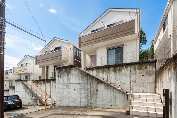 川崎市麻生区片平４丁目の中古一戸建