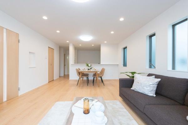 川崎市麻生区片平４丁目の中古一戸建