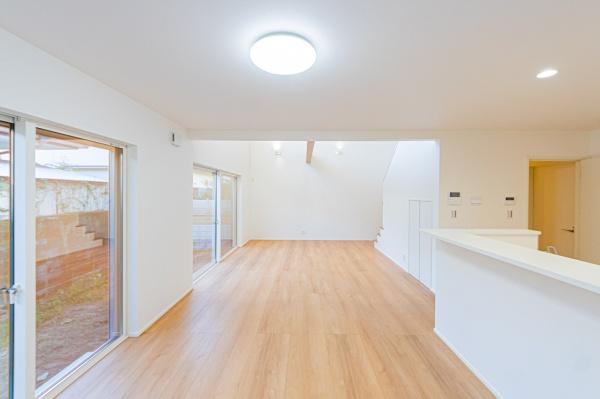 茅ヶ崎市東海岸北５丁目の新築一戸建