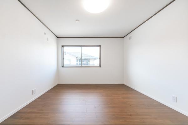 綾瀬市綾西４丁目の中古一戸建て