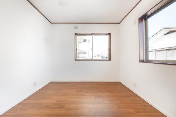 綾瀬市綾西４丁目の中古一戸建て