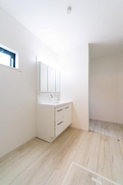 横浜市磯子区滝頭１丁目の新築一戸建