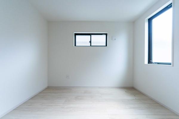 横浜市磯子区滝頭１丁目の新築一戸建