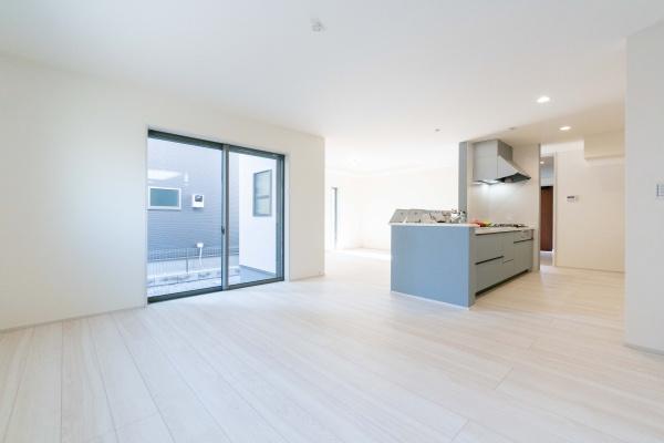 藤沢市羽鳥５丁目の新築一戸建