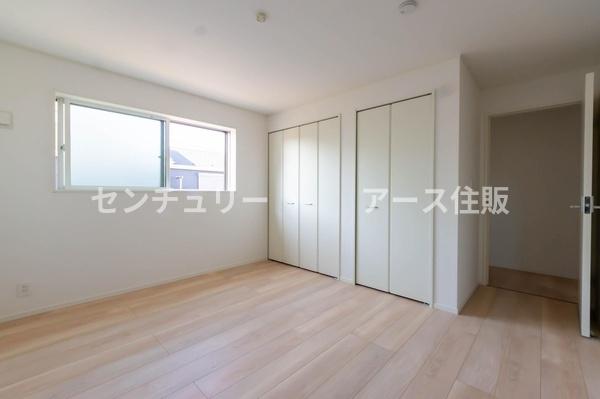 相模原市中央区共和３丁目の新築一戸建