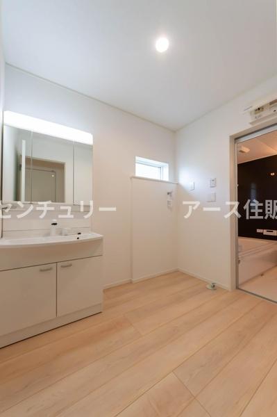 相模原市中央区共和３丁目の新築一戸建