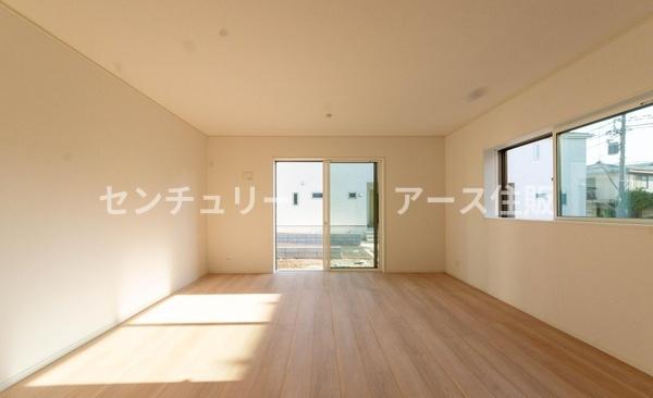 相模原市中央区共和３丁目の新築一戸建