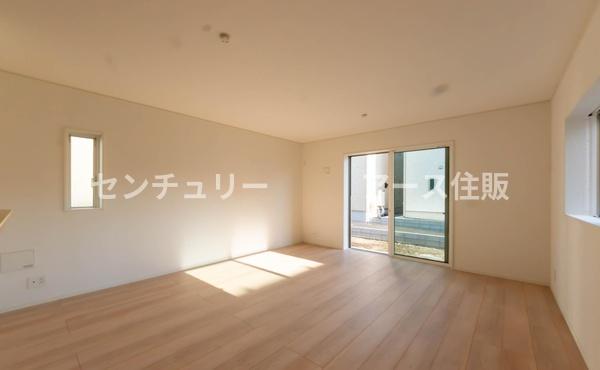 相模原市中央区共和３丁目の新築一戸建