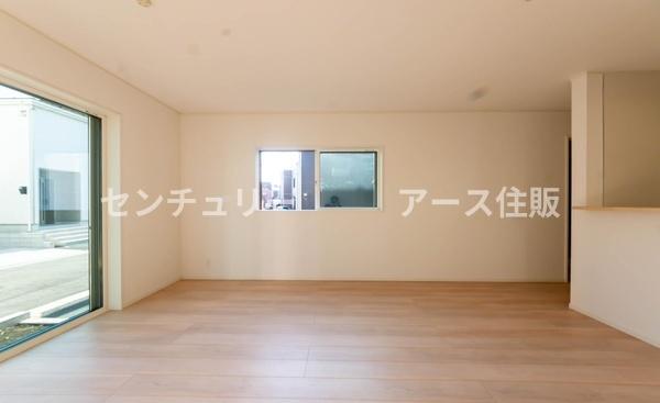 相模原市中央区共和３丁目の新築一戸建