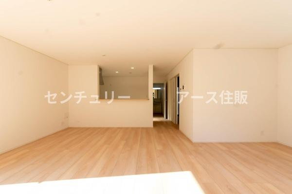 相模原市中央区共和３丁目の新築一戸建