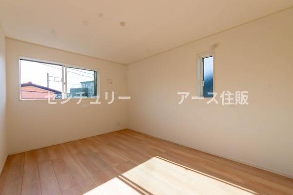 相模原市中央区共和３丁目の新築一戸建