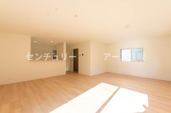 相模原市中央区共和３丁目の新築一戸建