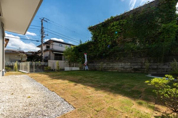 鎌倉市今泉台5丁目の新築一戸建(庭)