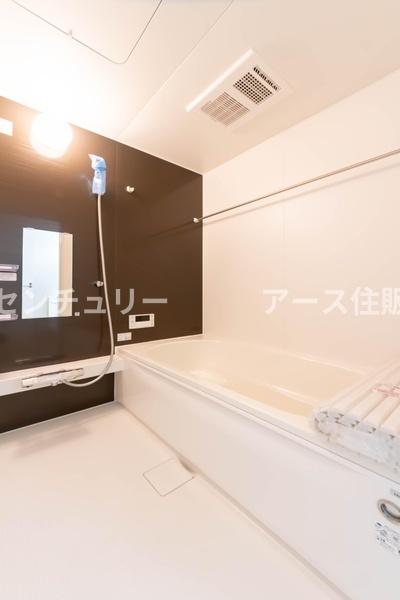 藤沢市城南2丁目の新築一戸建(バス)