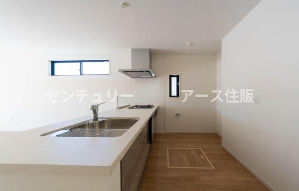 藤沢市城南2丁目の新築一戸建(キッチン)