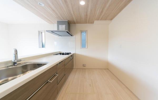 藤沢市本藤沢2丁目の新築一戸建(キッチン)