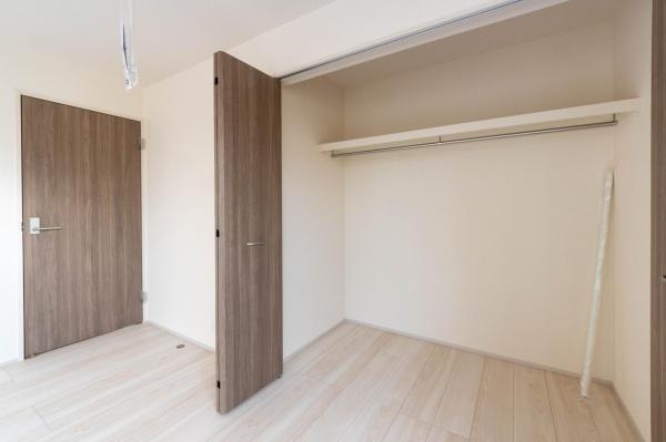 藤沢市本藤沢2丁目の新築一戸建(収納)