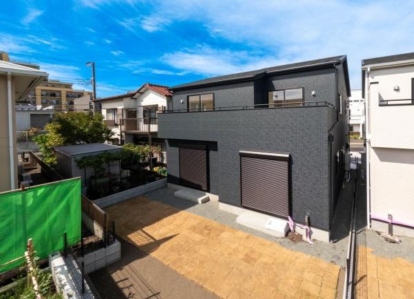藤沢市本藤沢２丁目の新築一戸建