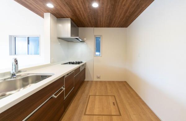 藤沢市本藤沢2丁目の新築一戸建(キッチン)