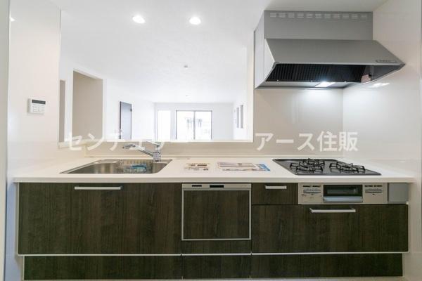 鎌倉市台4丁目の新築一戸建(キッチン)