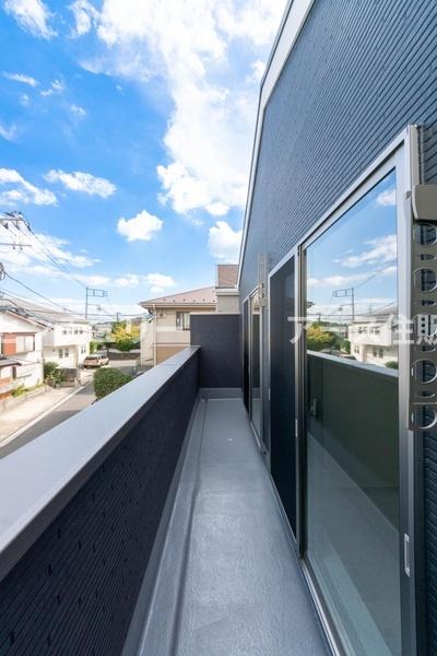 鎌倉市台4丁目の新築一戸建(バルコニー)