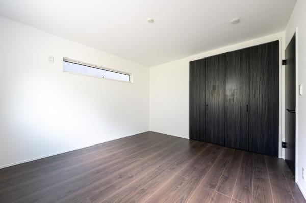 横浜市港北区鳥山町の新築一戸建(洋室)