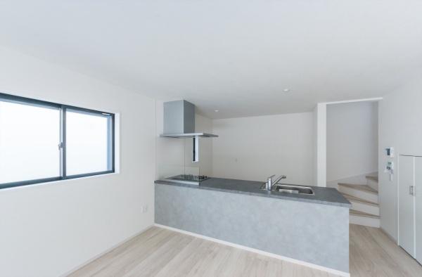 横浜市港南区日野中央２丁目の新築一戸建