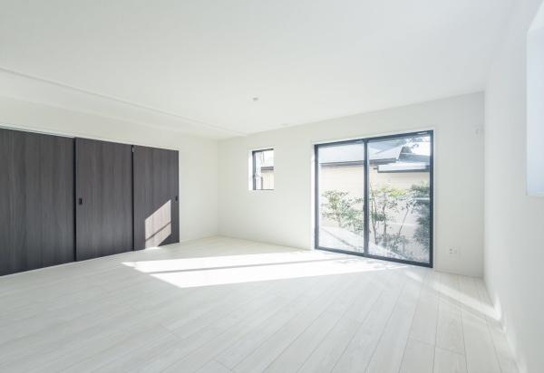 横浜市南区六ツ川３丁目の新築一戸建