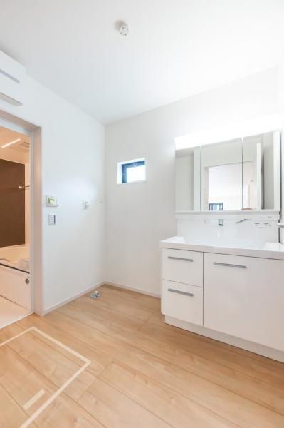 茅ヶ崎市本村５丁目の新築一戸建