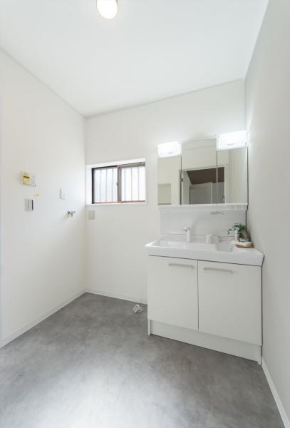 横浜市南区大岡４丁目の中古一戸建て