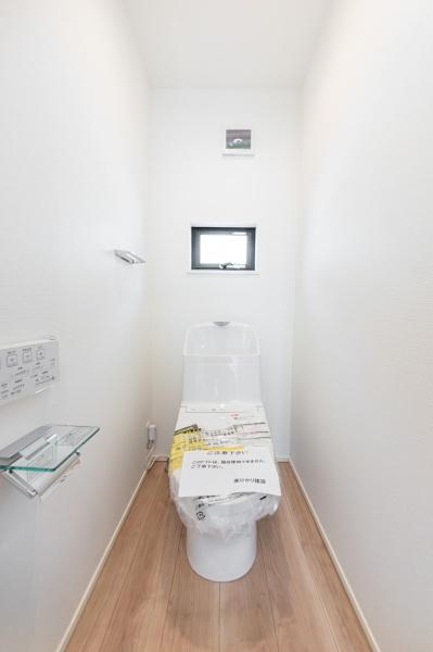 茅ヶ崎市茅ヶ崎の新築一戸建(トイレ)