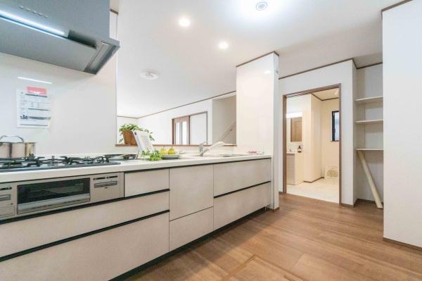 相模原市南区麻溝台８丁目の新築一戸建