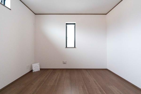 相模原市南区麻溝台８丁目の新築一戸建