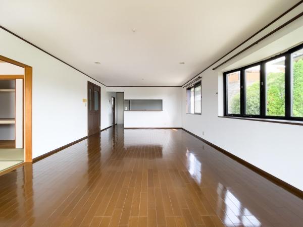 横浜市都筑区川和台の中古一戸建