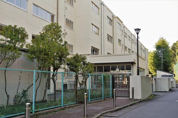 横浜市金沢区高舟台２丁目の新築一戸建(高舟台小学校)