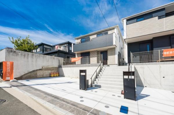 横浜市金沢区富岡西４丁目の新築一戸建