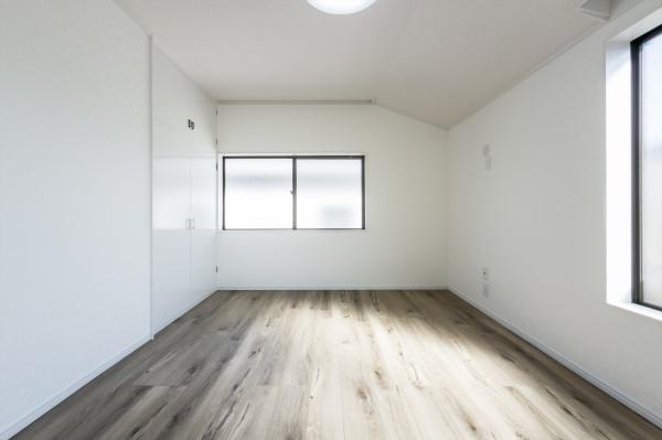 横浜市磯子区滝頭１丁目の中古一戸建て