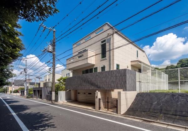 世田谷区深沢６丁目の中古一戸建て