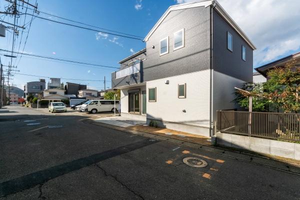 平塚市平塚２丁目の新築一戸建