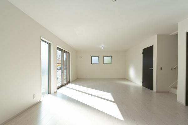 平塚市平塚２丁目の新築一戸建